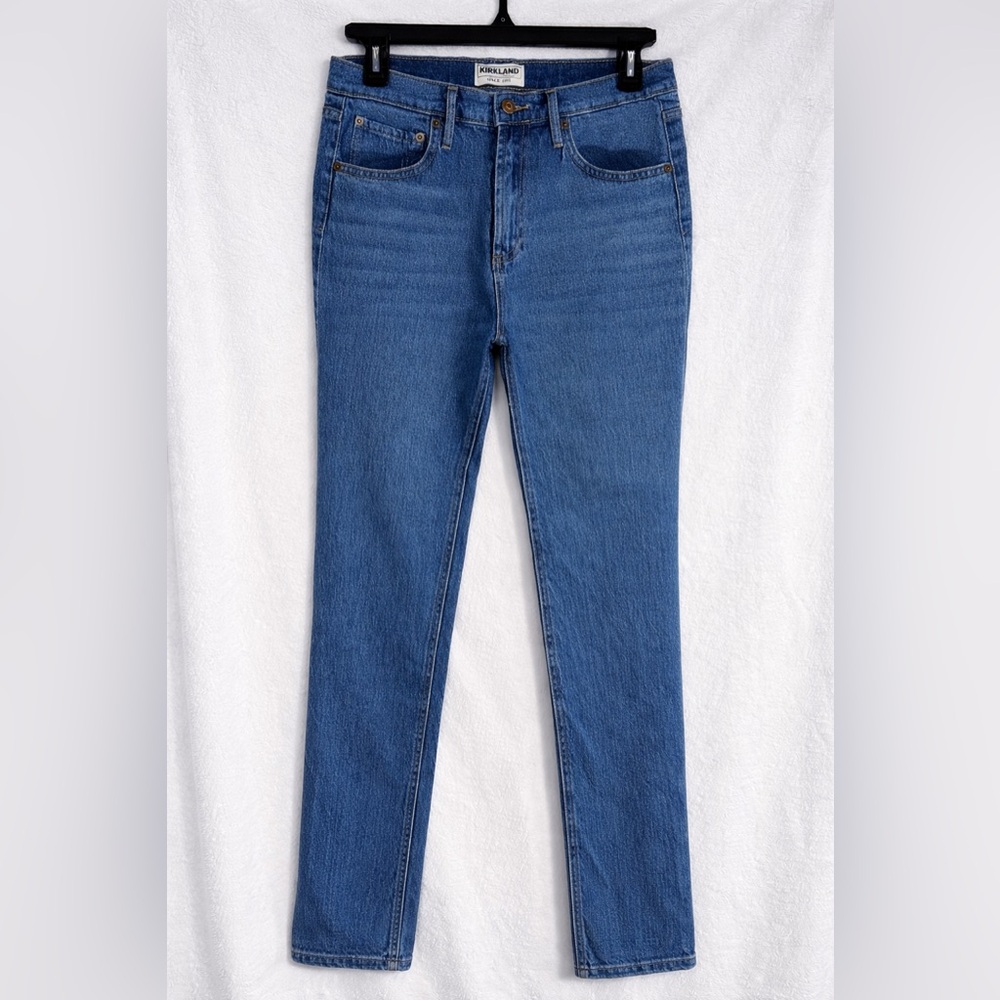 Kirkland Signature Women's Straight Leg Blue Jeans
